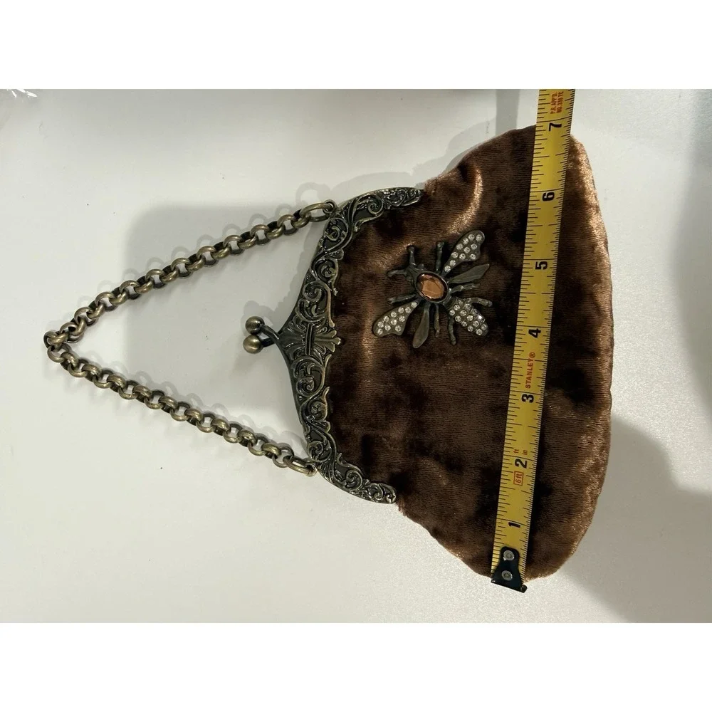 Guess Handbag Evening Bag Clutch Kisslock Metal Chain Velvet Purple Bee Jeweled‎